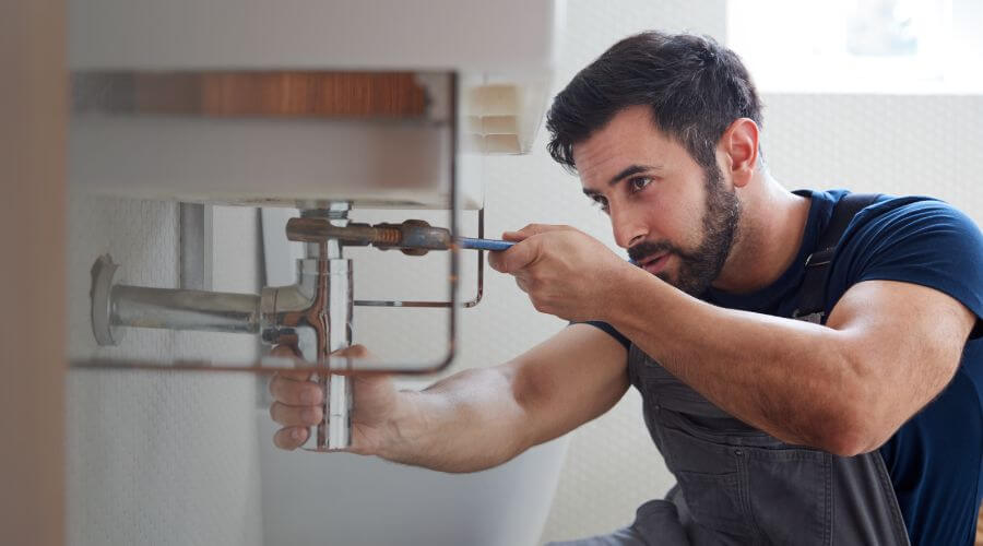 Garbage disposal repair in Meadow, UT